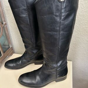 Frye Melissa button pull on boot 2.0 in black size 8.5